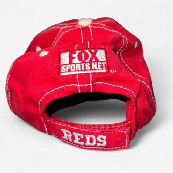 Vintage Cincinnati Reds Adjustable Baseball Cap Hat - Picture 4 of 5